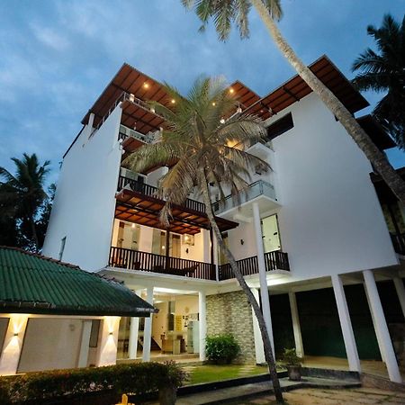 Sea View Tourist Inn Tangalle Exterior photo