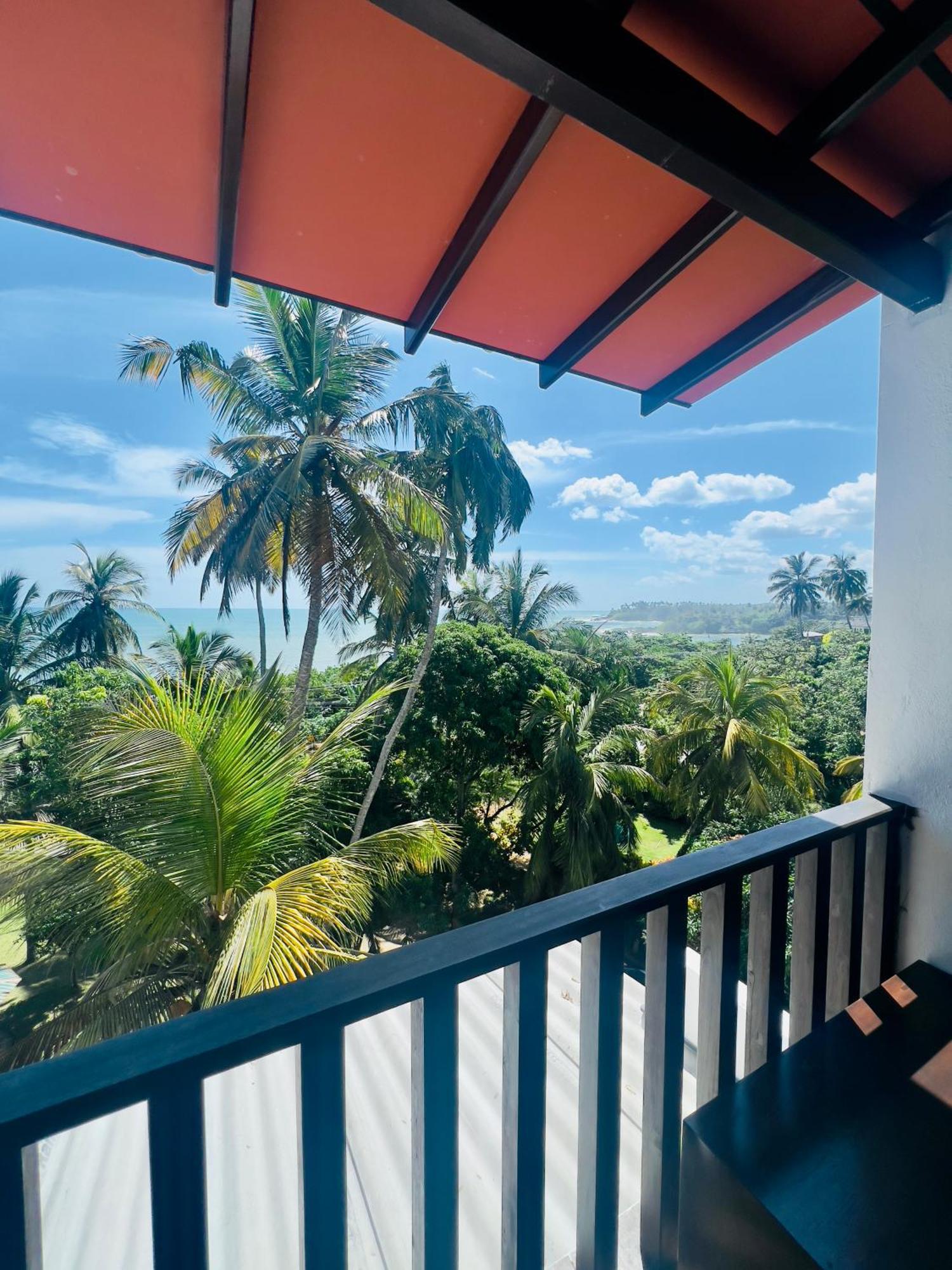 Sea View Tourist Inn Tangalle Exterior photo