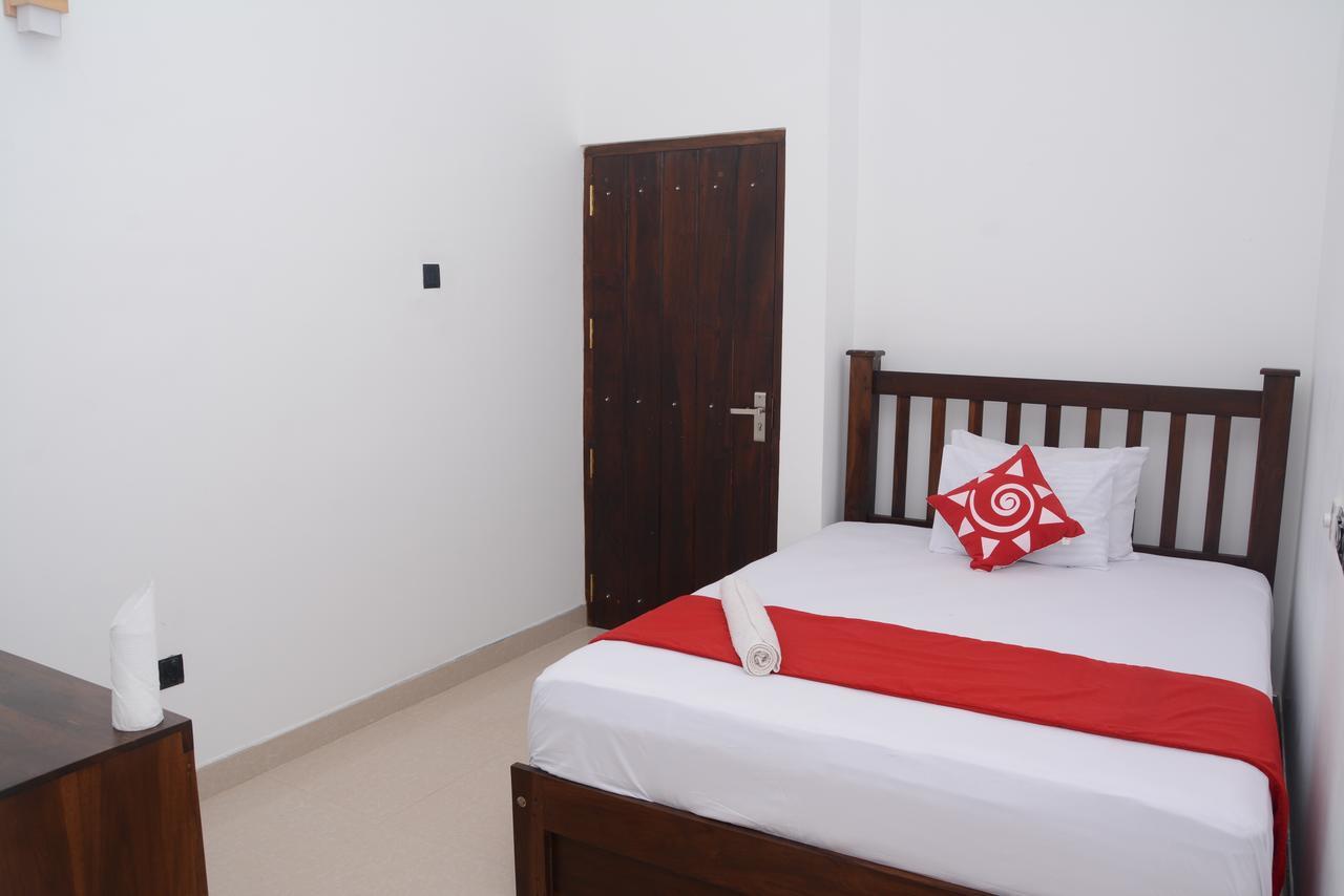 Sea View Tourist Inn Tangalle Exterior photo