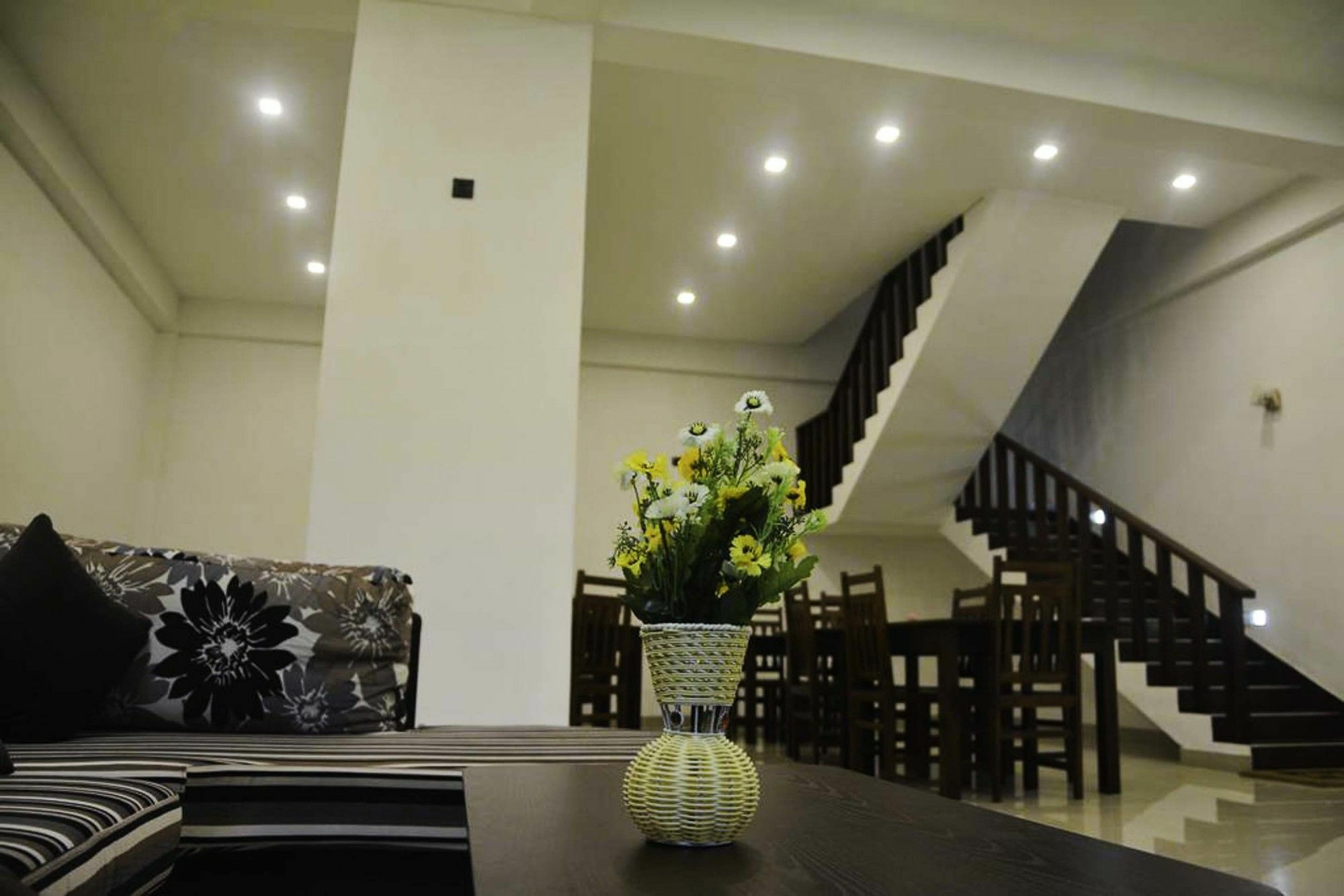 Sea View Tourist Inn Tangalle Exterior photo