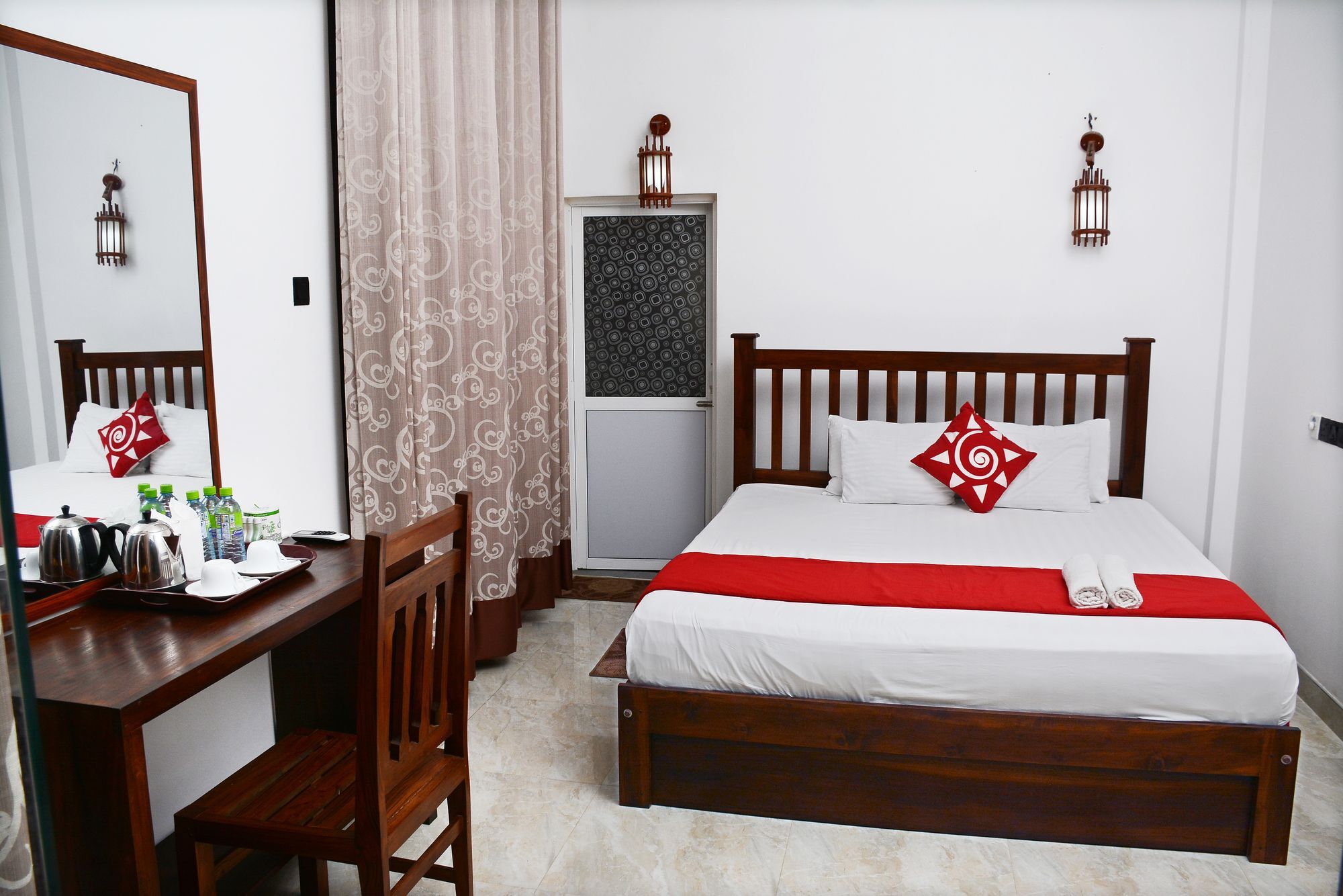 Sea View Tourist Inn Tangalle Exterior photo